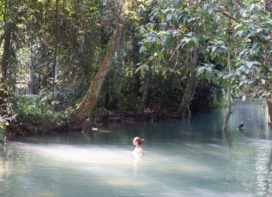 Kuang Si waterval